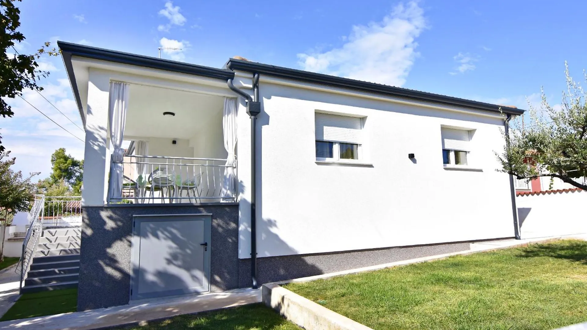 Family Friendly House With A Swimming Pool Umag - 22775 Villa